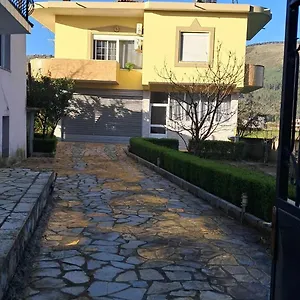 nevi-house.albaniahotels.org/